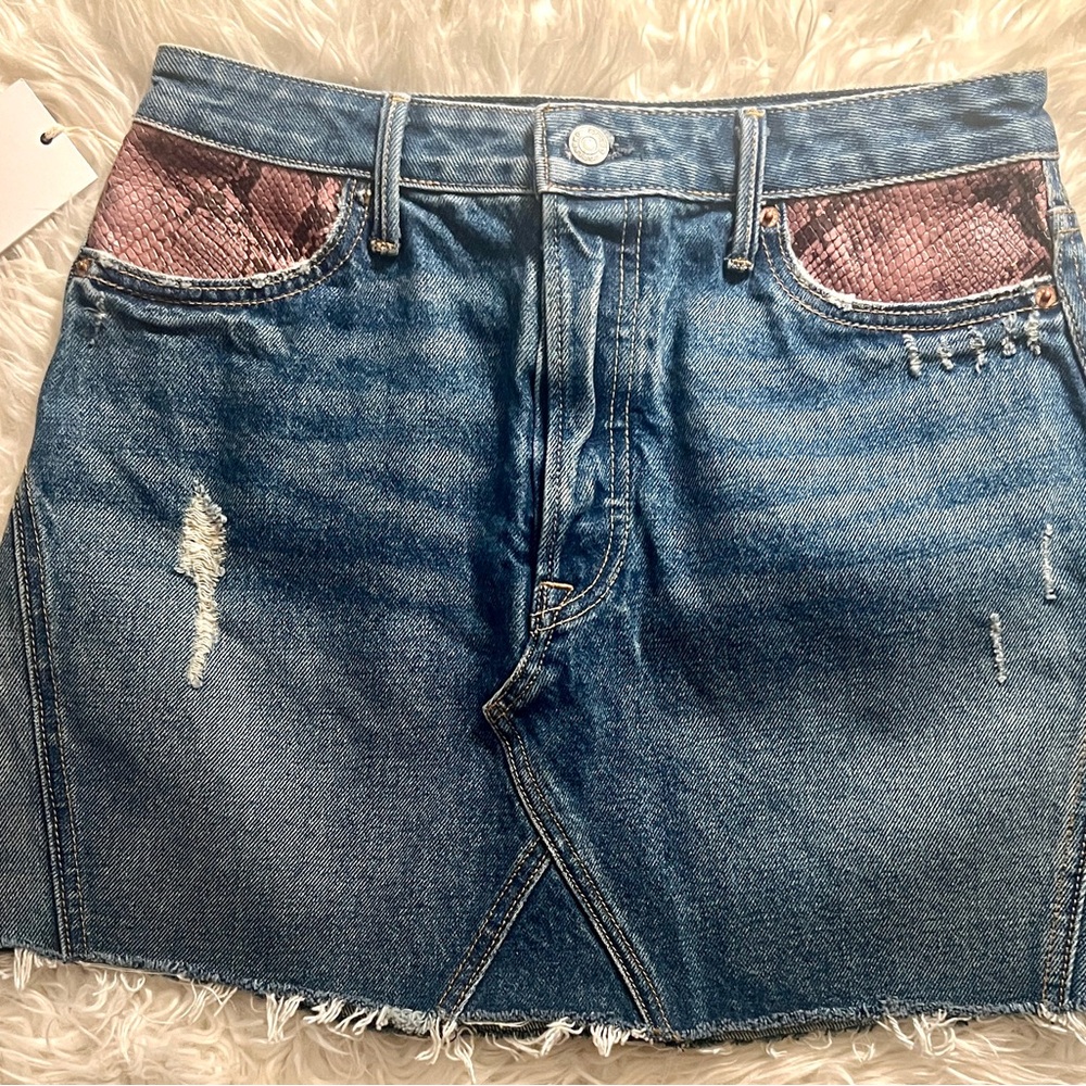 Grlfrnd Jeans Eva Denim Mini Spaced Out Wash Raw Hem Snakeskin Skirt! Sz 6!